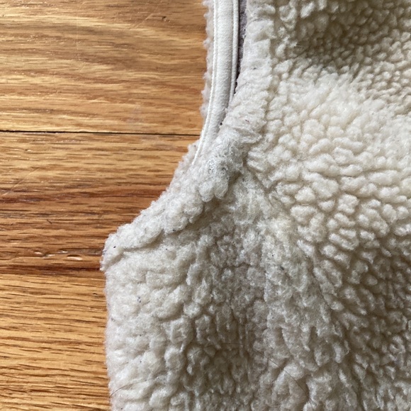 Patagonia women’s vest. - Picture 6 of 7